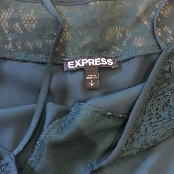 Express Off the Shoulder Blouse - Picture 3 of 6